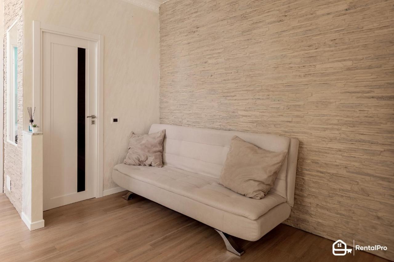 Ariston A 200M-Luxury Apartment Con A/C & Wi-Fi Сан Ремо Екстериор снимка